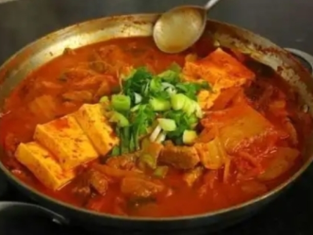 Ensopado de kimchi