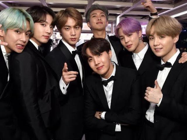 BTS RPG: Qual integrante seria seu namorado?