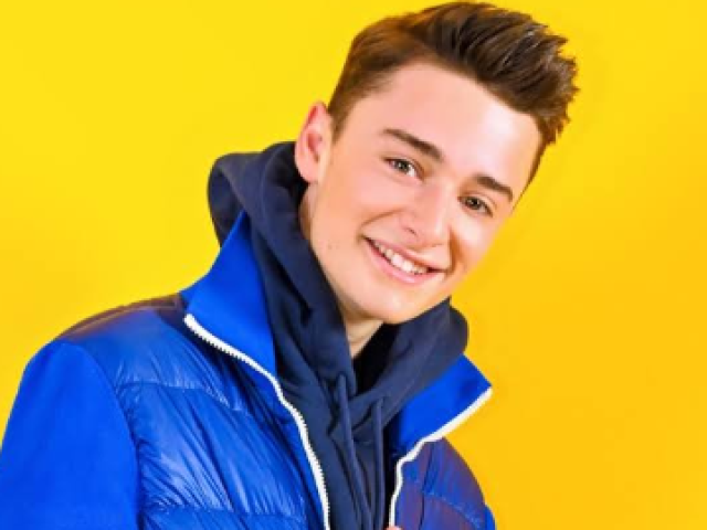 Noah Schnapp (Will)