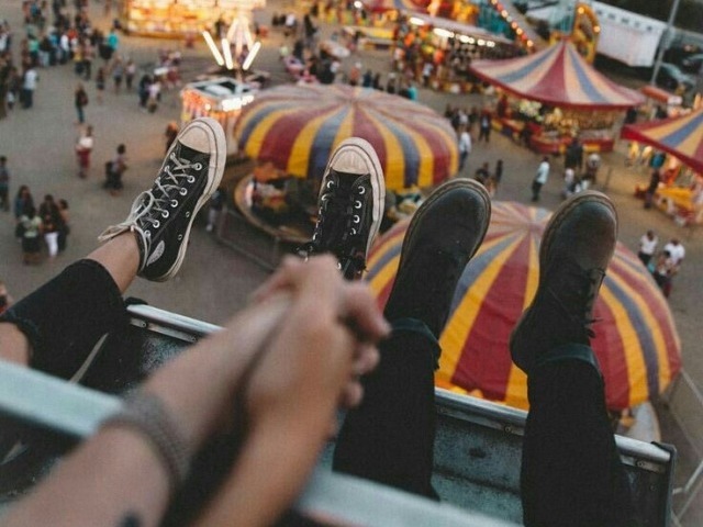 parque de diversões 🎡