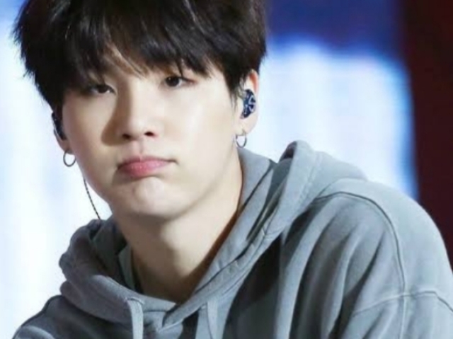 Minyoongi/Yoongi/Suga