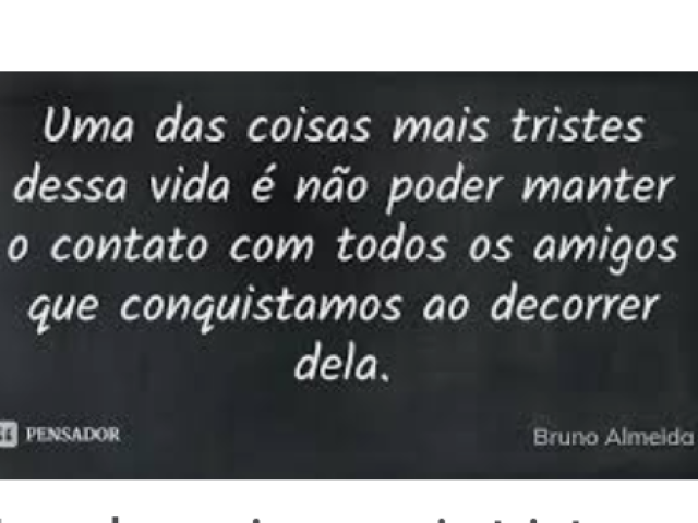 Sou gótica na minha imaginação por isso fico sempre na bad vivo escutando músicas tristes