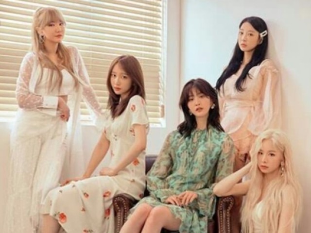 De qual grupo é esse k-idol?