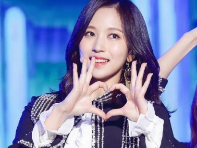 VocΓͺ consegue reconhecer os MV'S do TWICE pelos os figurinos da Mina?