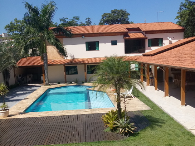 Queeeeroooo (gente essa casa é aqui perto da minha é muito lindo la e enorme)