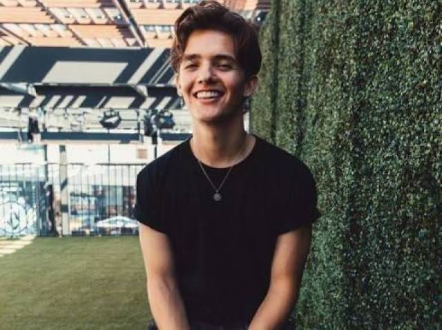 Você conhece Noah Urrea