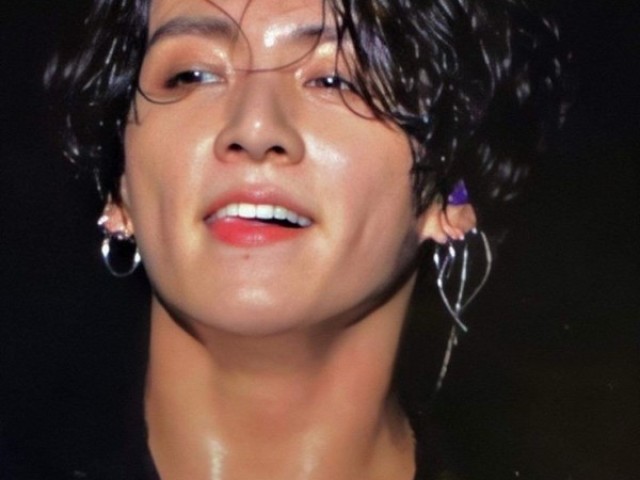 Você e o jungkook terão uma noite maravilhosa.... 🌚🤫💥💞