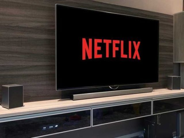 Maratona de Netflix (APENAS SE ESCOLHEU A CASA)