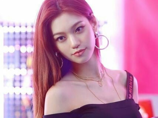 Doyeon (WEKI MEKI)