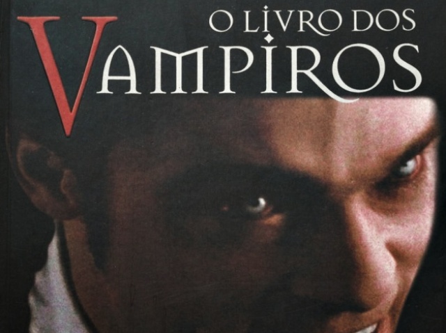 O livro dos Vampiros. Enciclopédia dos mortos vivos.