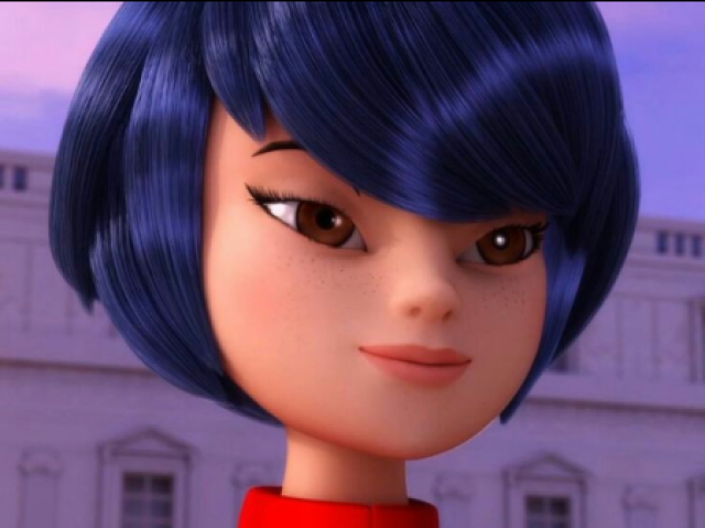 A Kyoko, ela quer proteger o Adrien e está disposta a acabar com qualquer um que chegue perto dele