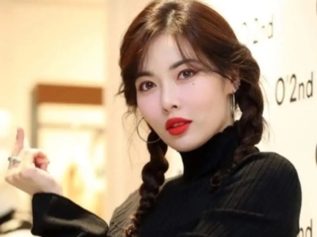 Hyuna ~ cantora solo