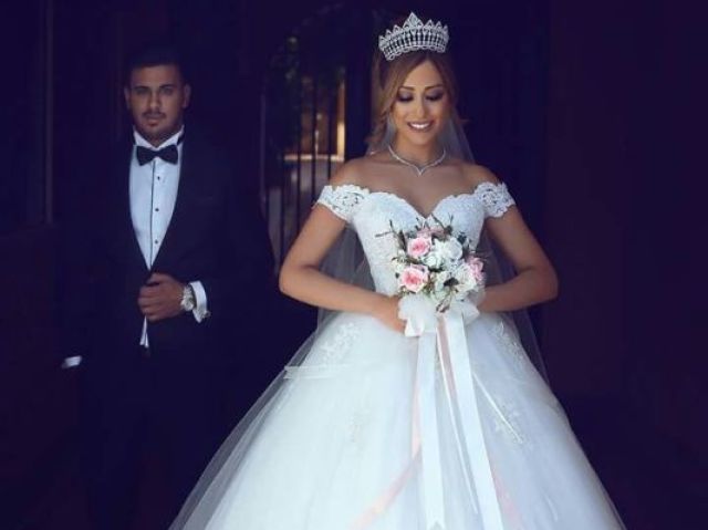 Monte sua festa de casamento e descubra seu vestido ideal!
