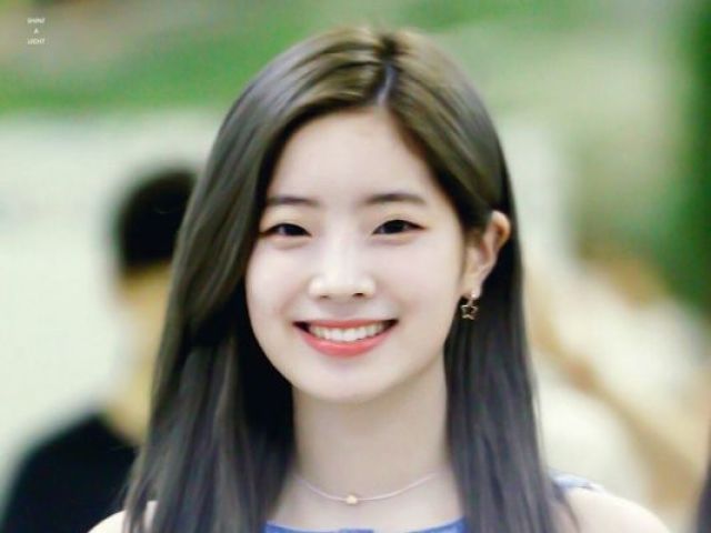 Ir jantar no restaurante chique com Dahyun♡