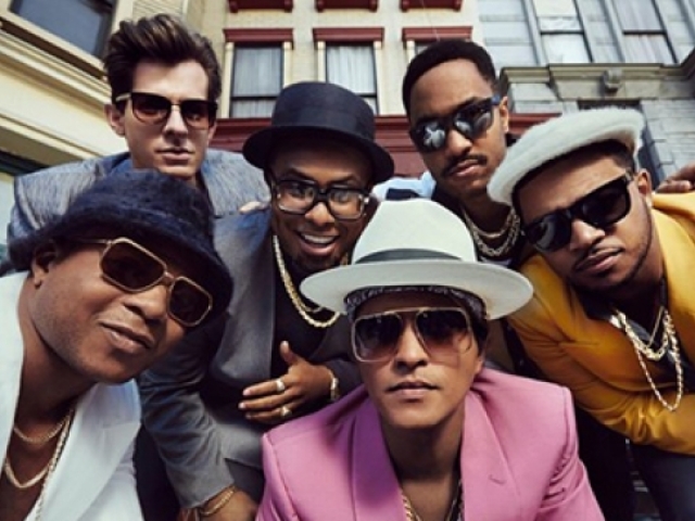 Uptown Funk - Mark Ronson ft Bruno Mars