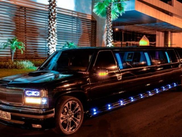 Limousine né gente UwU