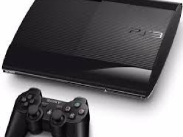 Um playstation 3 super slim