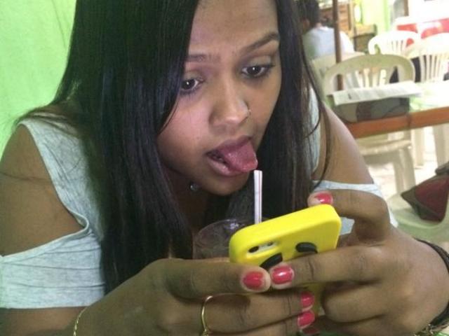 Mexer no celular