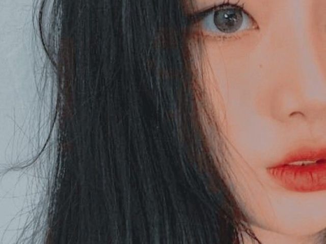 K-idol Tímida 😅💜