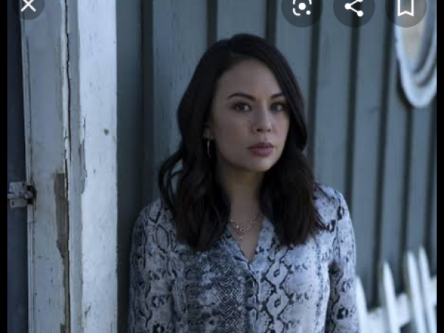 Mona Vanderwaal