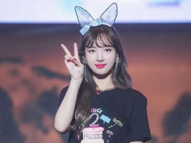 Óbvio que a Nayeon NÉ!? Naye Grande