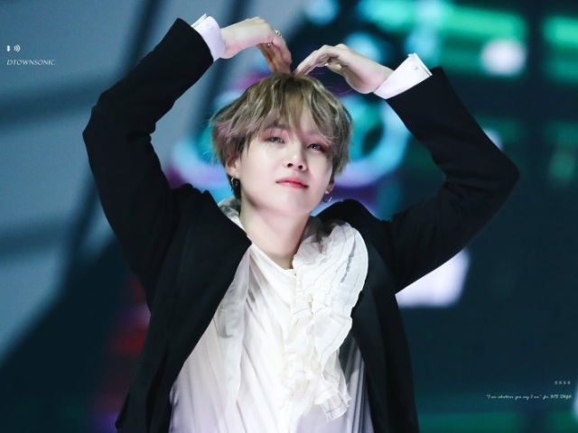 Min Yoongi (suga)