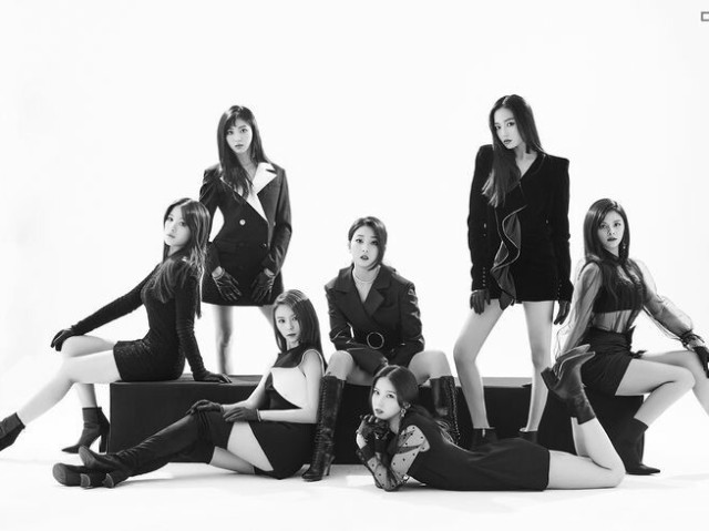 Debut dark