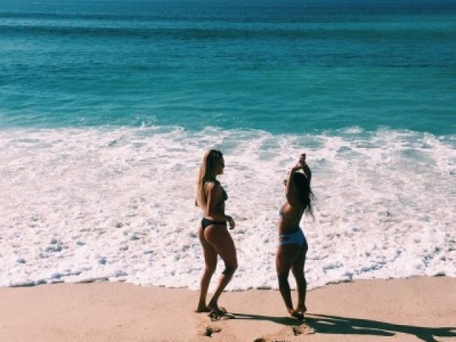 Duas chatas mais se amam