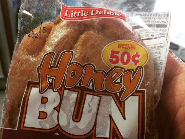 honey bun (bolinho de mel)