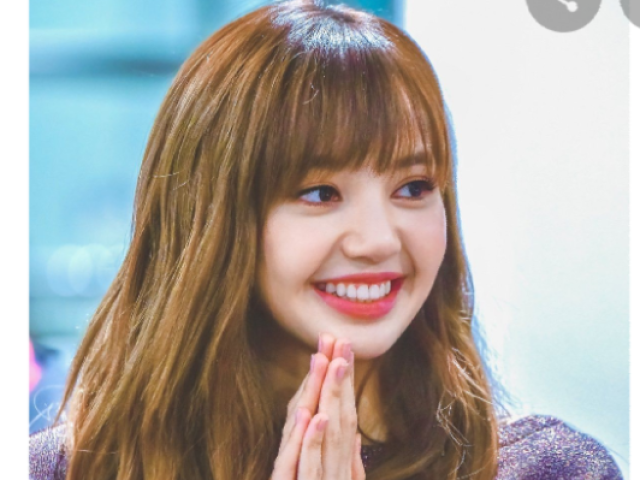 Lisa
BlackPink