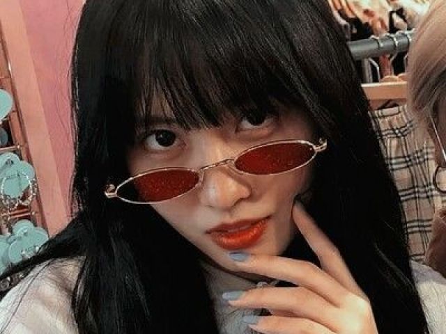 Hirai Momo