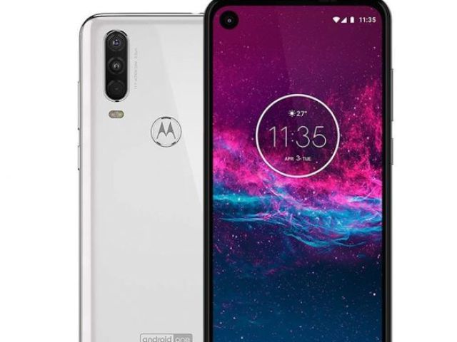 Motorola one action