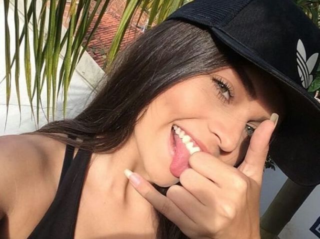 \\---