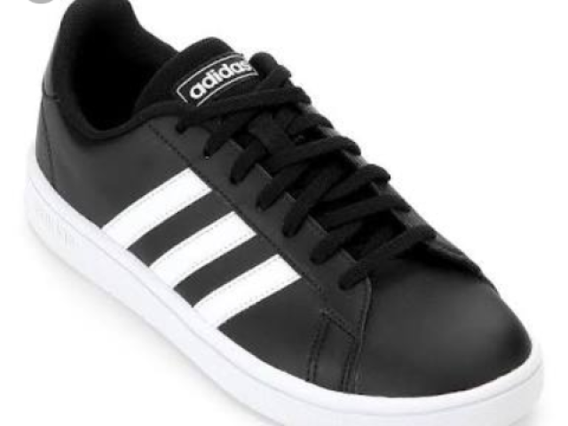 Addidas amoo