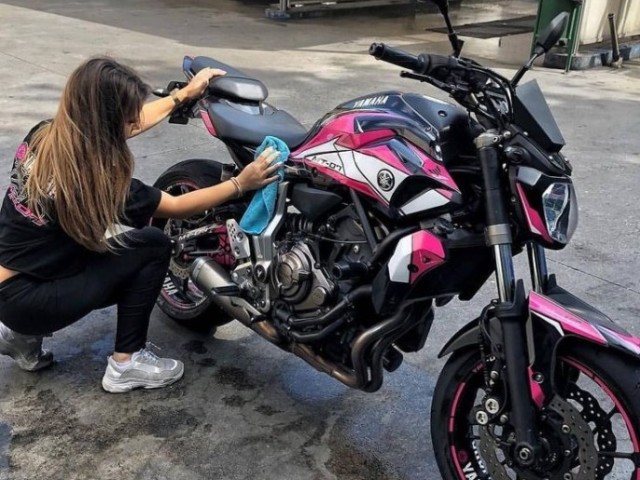 Moto claroo, minha parceira!!🖤