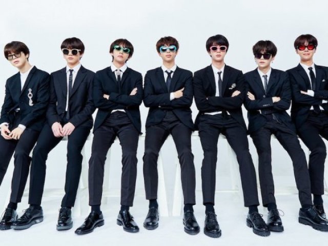Viva um dia de luxo e descubra qual artista de K-pop passaria o réveillon com você!