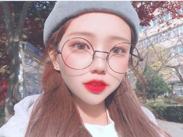 Nome=seu nome*
Idade=sua idade*
Cidade=Portland, Oregon
Aniversário=data do seu aniversário*
Signo=Sagitário
Altura= 1.60
Sexualidade=Bissexual
Melhor amiga=Yuki
Melhor amigo=Jackson
Crush=William Byers
Gosta de=Comida e cantar
Não gosta de=pessoas chatas e ignorantes
Aparência=foto que tá na capa do resultado*