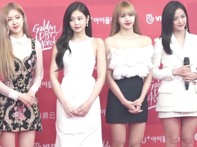 SÃO 4: JENNIE, JISOO, LISA, ROSÉ