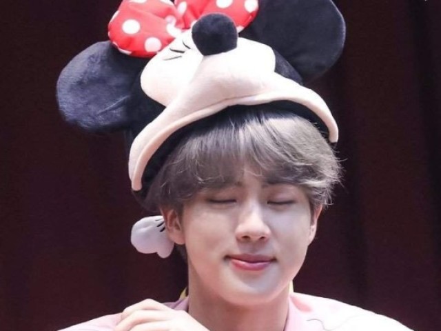 KIM SEOKJIN AAAAAHH
MEU UTT LINDO MARAVILHOSO