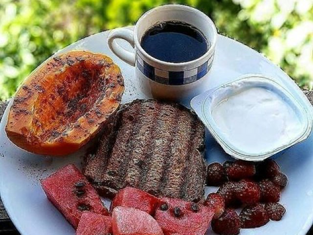 Esse😋
