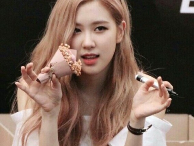 ROSÉ