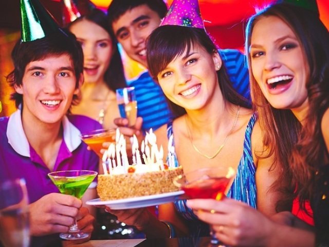 Entre 21 a 25 anos!