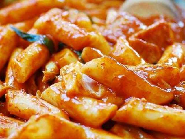 tteokbokki (Massa de arroz apimentada)