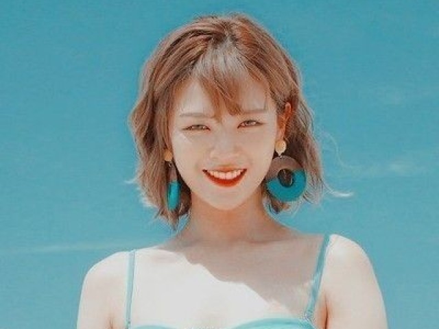 Yoo Jeongyeon.