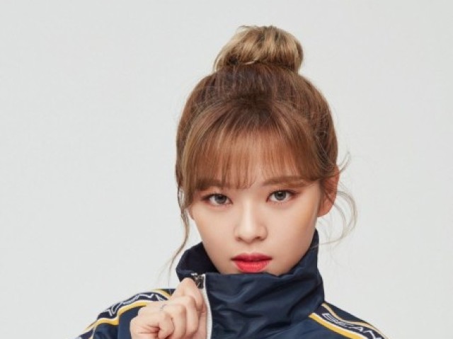 Jeongyeon 🖤🖤🖤🖤