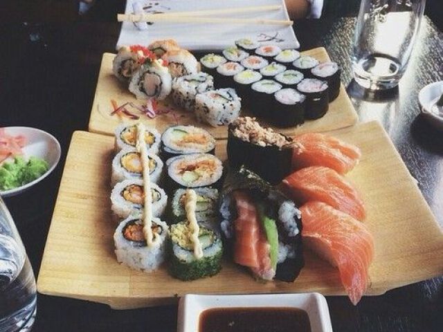 SUSHI!