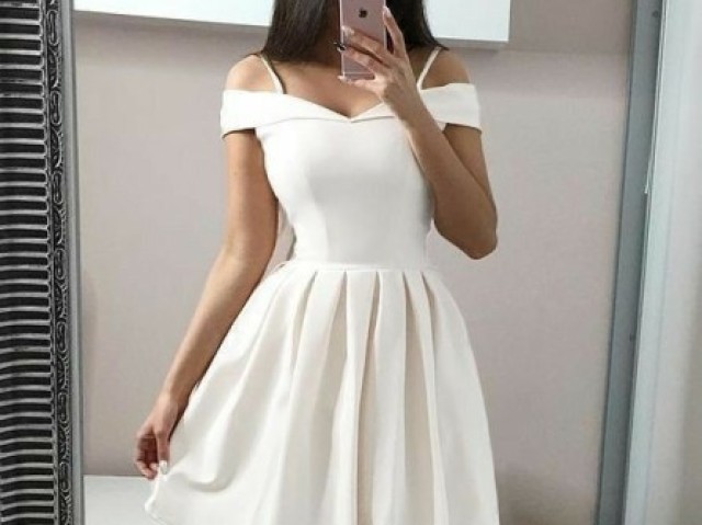 Vestido curto (BRANCO)