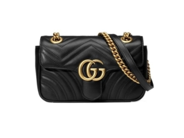 GUCCI
Bolsa GG Marmont matelassê mini
R$7.310