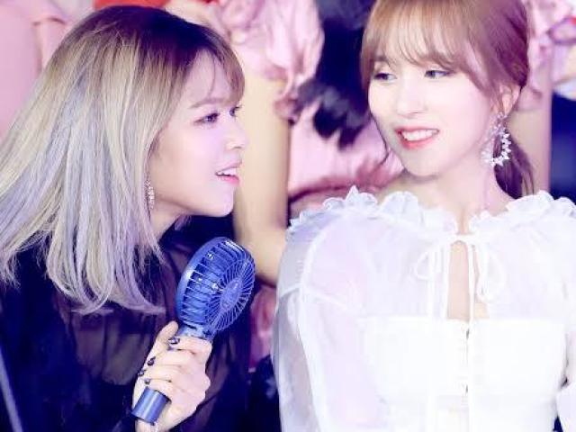 Jeongmi & Jeongmo;