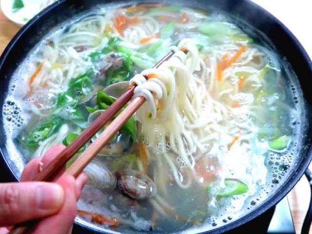 Korean Knife Noodles